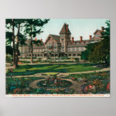 Buiten Uitzicht van het Hotel del Monte en Motiver Poster (Voorkant)