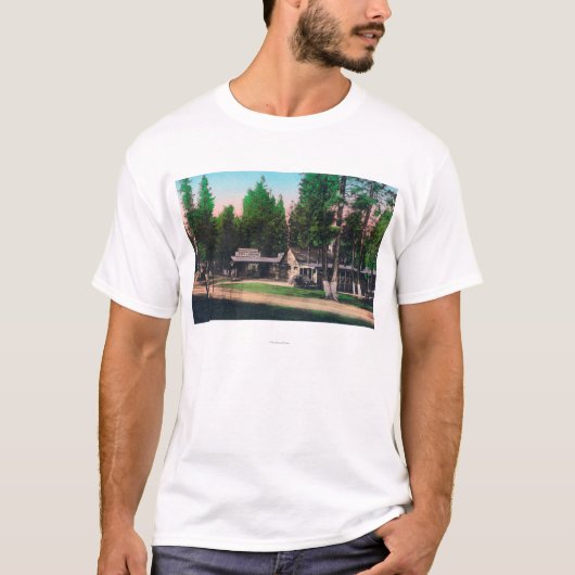 Buiten Uitzicht van het Loch Lomond Resort T-shirt (Voorkant)