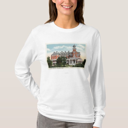 Buiten Uitzicht van het St. Vincent-ziekenhuis T-shirt (Voorkant)