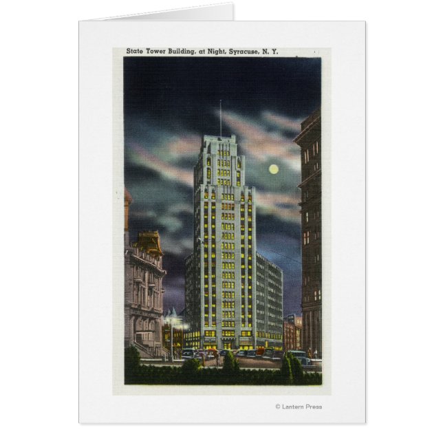 Buiten Uitzicht van het staatstowergebouw bij nach (Voorkant)