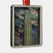 Buiten Uitzicht van het staatstowergebouw bij nach Metalen Ornament (Rechts)