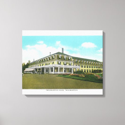 Buiten Uitzicht van het Twin Mt House Canvas Afdruk (Voorkant)