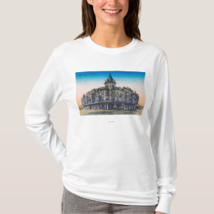 Buiten Uitzicht van Hughes HotelFresno, CA T-shirt