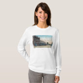 Buiten Uitzicht van NSGW BuildingWoodland, CA T-shirt (Voorkant volledig)