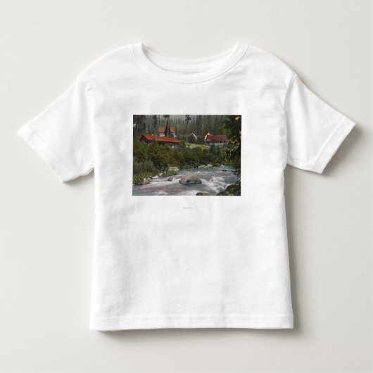 Buiten Uitzicht van Shasta RetreatMt. Shasta, CA Kinder Shirts (Voorkant)