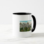 Buiten Uitzicht van staatskapitaal en onderwijs Mok (Voorkant rechts)