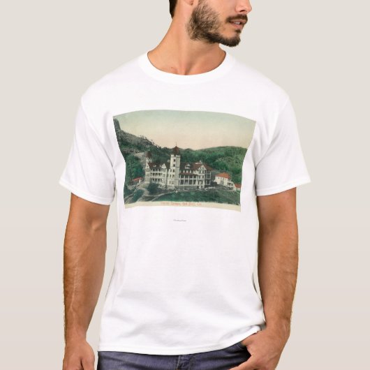 Buiten Uitzicht van Tuscan SpringsRed Bluff, CA T-shirt (Voorkant)