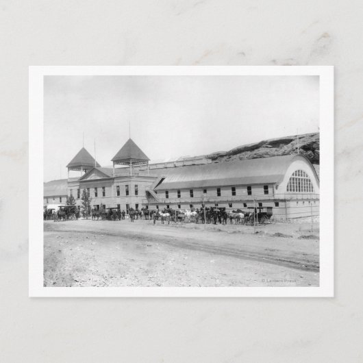 Buiten van de grootste Plunge Bath Briefkaart (Voorkant)