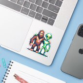 Buitenaards Buitenaards Wezen en Bigfoot Pixel Art Sticker (Laptop met iPhone)