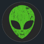 buitenaards groen hoofd voor science fiction extra ronde sticker<br><div class="desc">buitenaards groen hoofd van science fiction buitenaardse glimlach</div>