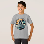 Buitenaards wezen in ruimteschip t-shirt (Voorkant volledig)