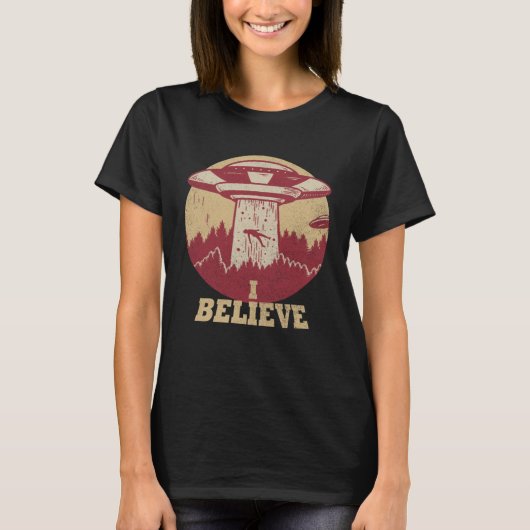 Buitenaardse invasie UFO Alien T-shirt (Voorkant)