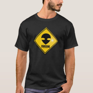 buitenaardse kruising t-shirt