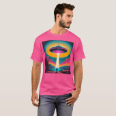Buitenaardse ontmoeting UFO zweeft boven meer T-shirt (Voorkant volledig)