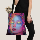 Buitenaardse vrouw met kosmisch haar tote bag (Dichtbij)
