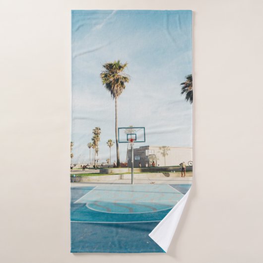 Buitengaan van basketbal badhanddoek (Badhanddoek)