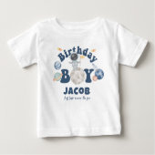 Buitenruimte eerste reis rond het zondag-T-shirt (Voorkant)