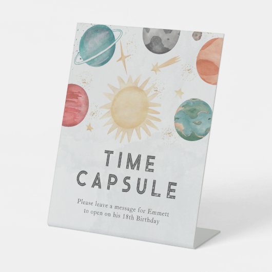 Buitenruimte Tijd Capsule 1e Verjaardag Tabel Reclamebord Met Voetstuk (Voorkant)