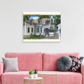 Buitenste Uitzicht van een standaard Ginger Bread Canvas Afdruk (Insitu (Woonkamer))