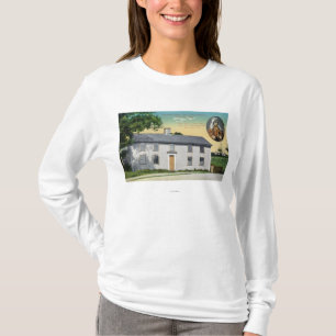 Buitenste Uitzicht van Moll Pitchers Birthplace T-shirt