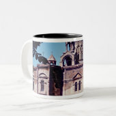 Buitenzijde van de kathedraal van Etchmiadzin Tweekleurige Koffiemok (Voorkant links)