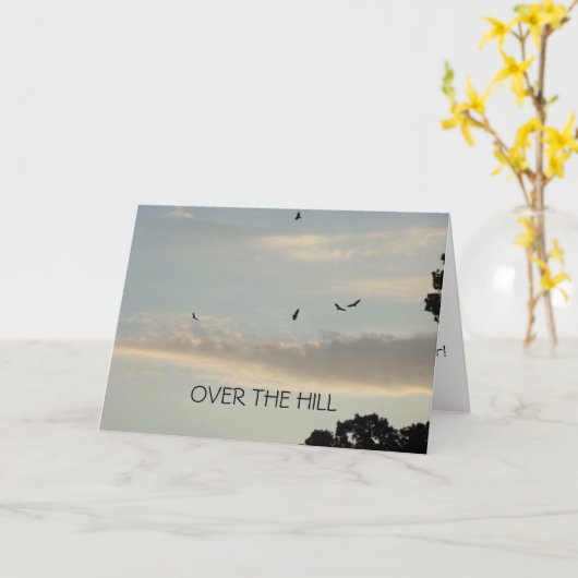 Buizerds & Evening Sky, over de heuvels Verjaardag Kaart (Gele Bloem)