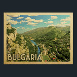 Bulgarije Poster Vintage Travel Poster<br><div class="desc">Het Bulgaarse poster van het wijnjaar met een prachtig groot uitzicht van het land met bergen en rivier. Voor Bulgaarse cadeautjes maakt deze kunstfoto het perfecte souvenir of memento.</div>
