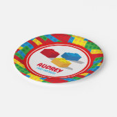 Bulkblok bouwt en speelt kleurrijke verjaardag papieren bordje (Gekanteld)