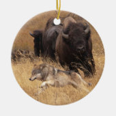 Bull Bison, Vrouw en Wolf Keramisch Ornament (Voorkant)