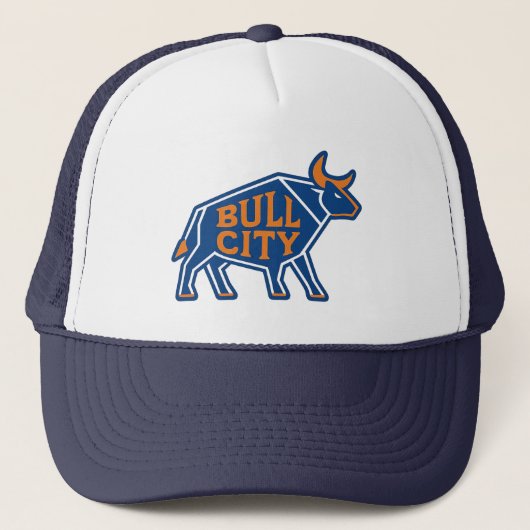 Bull City Geometric Bull Design – Durham NC Pride Trucker Pet (Voorkant)