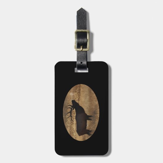 Bull elk bugling in silhouette bagagelabel (Voorkant verticaal)