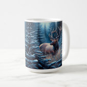 Bull Elk in Meadow met pijnbomen Koffiemok (Voorkant rechts)