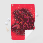 Bull golfhanddoek die in rode Sterrennacht loopt (Insitu)