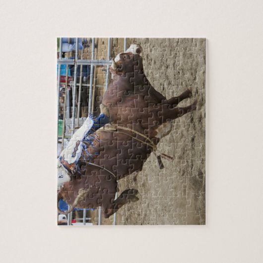 Bull-rijder op rodeo legpuzzel (Verticaal)
