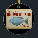 Bull Shoals Blue Fish Vintage Travel Keramisch Ornament<br><div class="desc">Deze Greetings from Bull Shoals vintage-reisontwerp biedt een leuke blauwe vis met rode accenten en een retro vibe uit de jaren zestig.</div>