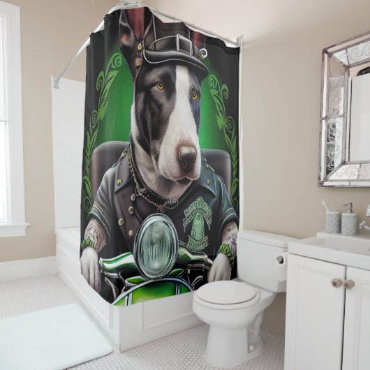 Bull Terrier Dog Driving Bike St. Patrick's Day Douchegordijn (In situ)