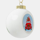 Bull Terrier Dog In Car With Santa Claus Keramische Bal Ornament (Links)
