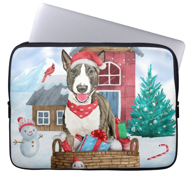 Bull Terrier-hond in sneeuw Kerstmis Hondenhok Laptop Sleeve (Voorkant)