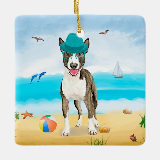 Bull Terrier-hond op het strand Keramisch Ornament (Voorkant)