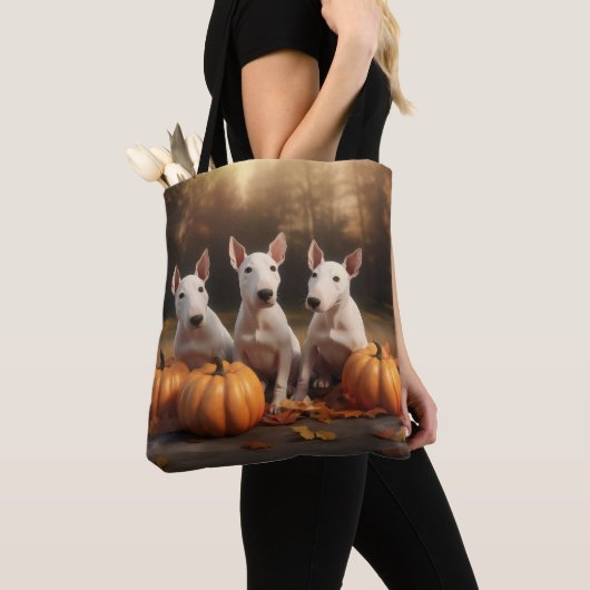 Bull Terrier Puppy Herfst Delight Pompoen Tote Bag (Dichtbij)