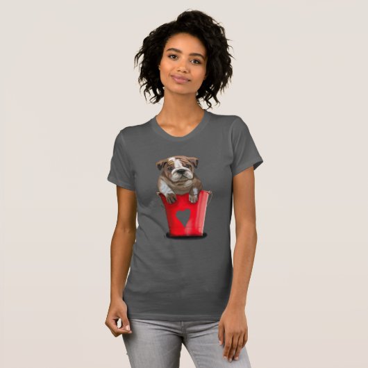 Bulldog Bucket of Love Red T-shirt (Voorkant volledig)