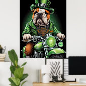 Bulldog Driving Bike St. Patrick's Day Poster (Thuiskantoor)