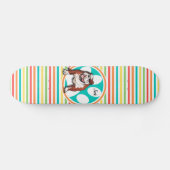 Bulldog; Heldere regenboogstrepen Skateboard (Horizontaal)