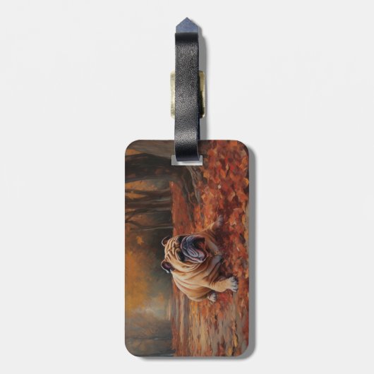 Bulldog in herfst laat Herfst inspireren Bagagelabel (Achterkant verticaal)