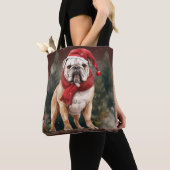 Bulldog in Sneeuw Kerstmis Tote Bag (Dichtbij)