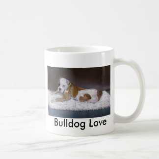 Bulldog Love. American Bulldog Painting Koffiemok