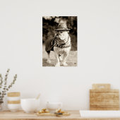 Bulldog op patrouille met pet en capsule poster (Keuken)