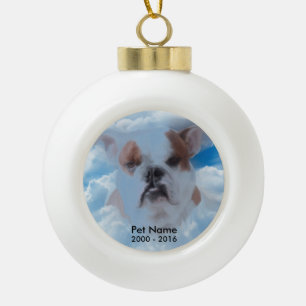 Bulldog Pet met Heaven Clouds Keramische Bal Ornament