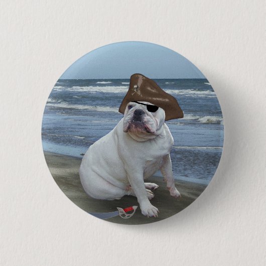 Bulldog Pirate op het strand Ronde Button 5,7 Cm (Voorkant)