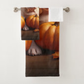 Bulldog Puppy Herfst Delight Pompoen Bad Handdoek (Insitu)